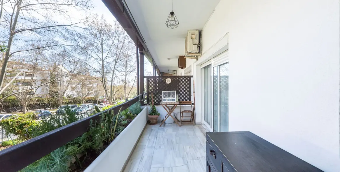 Venta de apartamento en planta media en Marbella 6