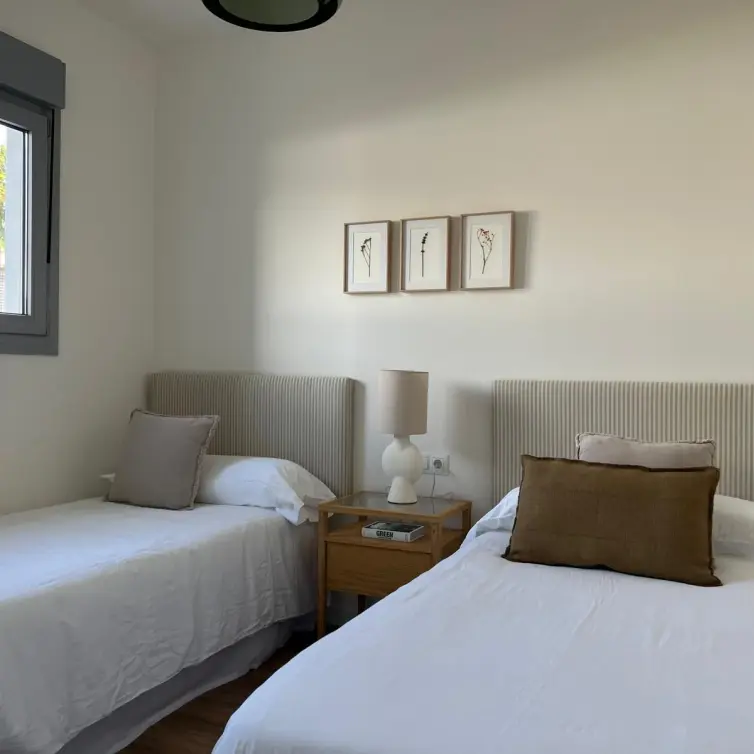 Venta de apartamento en planta media en Valle Romano