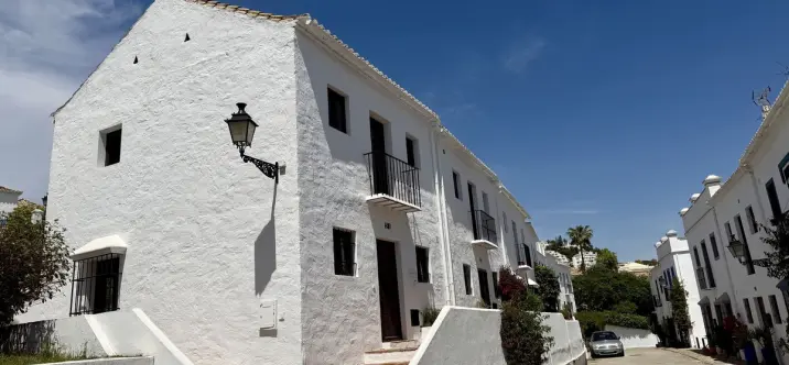 Продажа таунхауса в Nueva Andalucía 2