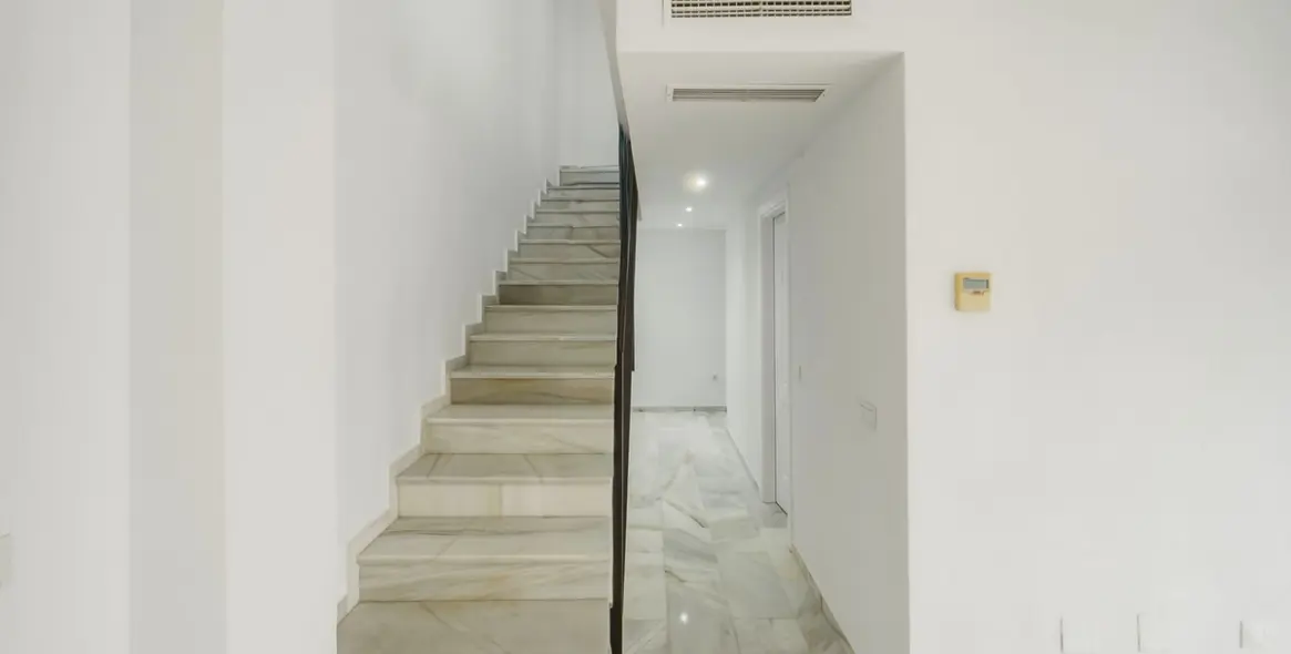 Продажа двухуровневого пентхауса в Benalmadena Costa 17