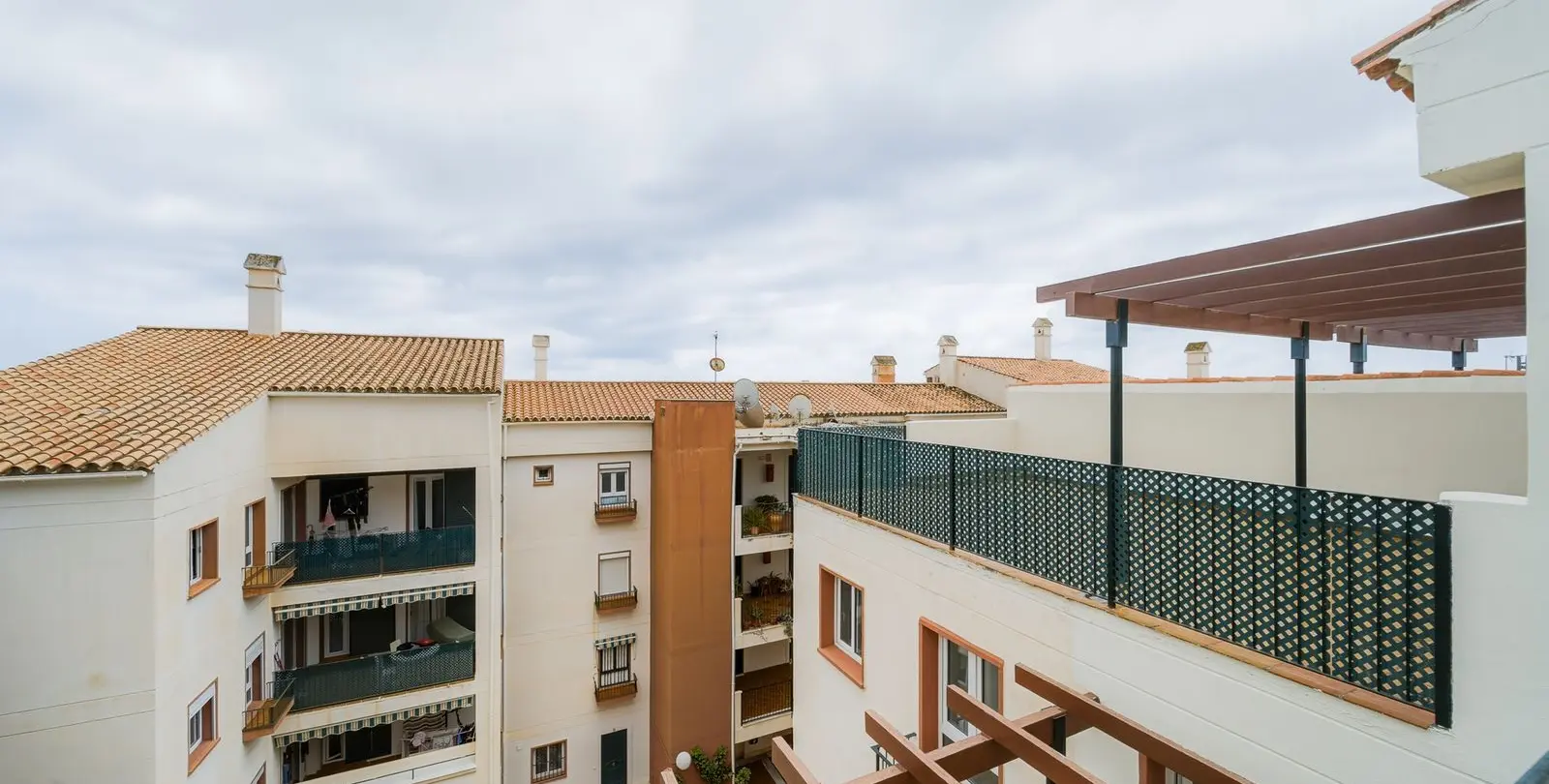 Sale of penthouse duplex in Benalmadena Costa 3