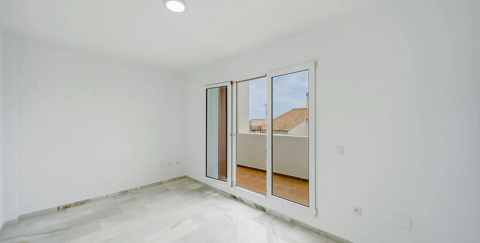Sale of penthouse duplex in Benalmadena Costa 15