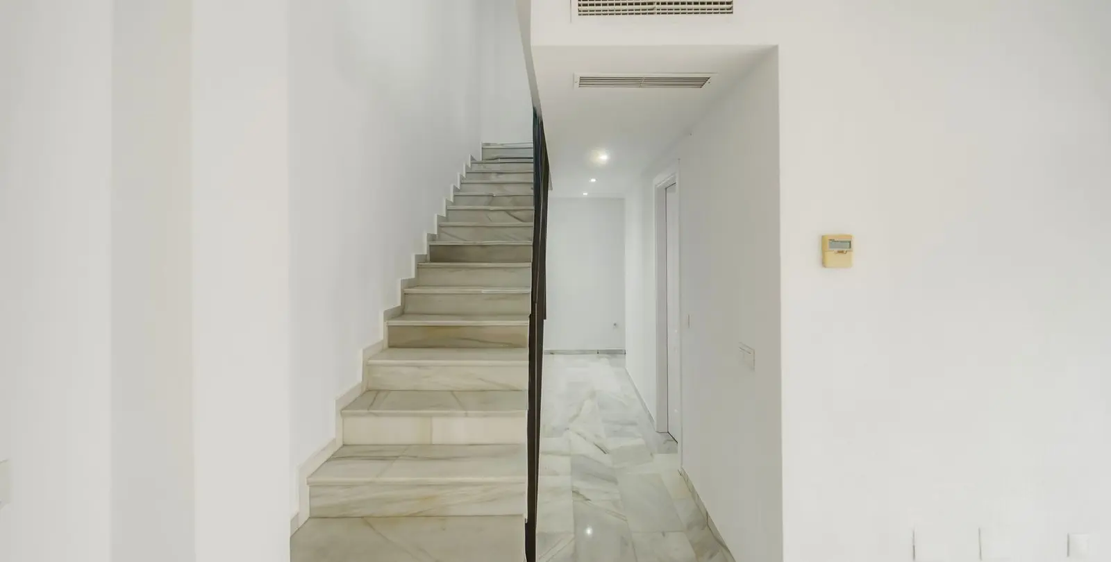 Sale of penthouse duplex in Benalmadena Costa 19