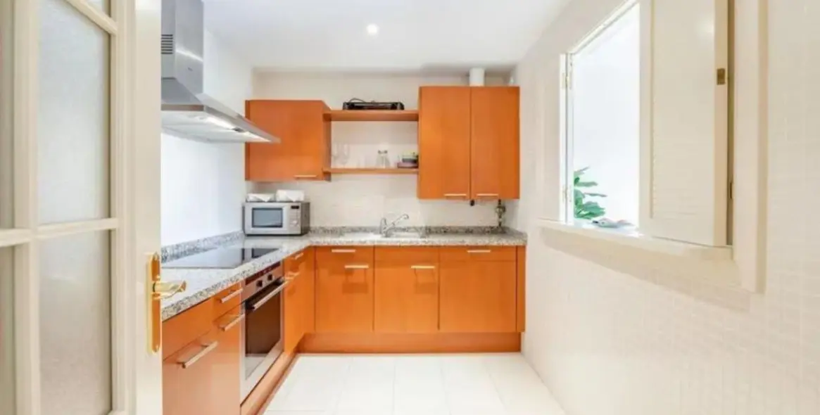 Продажа апартаментов на среднем этаже в Marbella 6