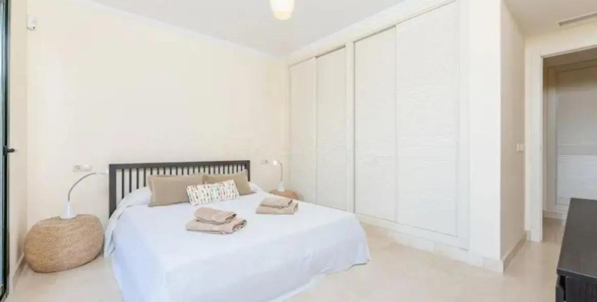 Продажа апартаментов на среднем этаже в Marbella 10