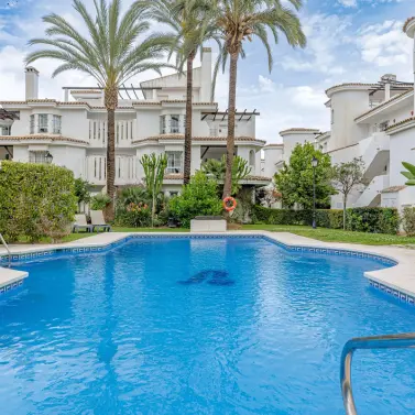 Sale of penthouse duplex in Marbella