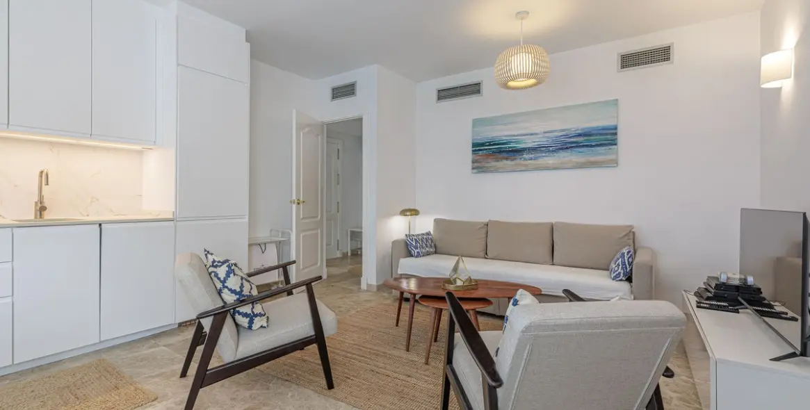 Sale of penthouse duplex in Marbella 2