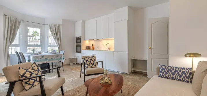 Sale of penthouse duplex in Marbella 2