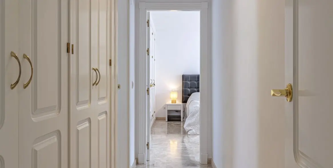 Sale of penthouse duplex in Marbella 8