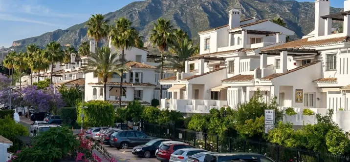 Sale of townhouse in Nueva Andalucía 0