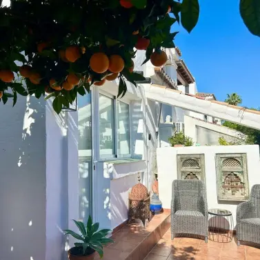 Sale of townhouse in Nueva Andalucía