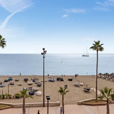 Venta de apartamento en planta media en Fuengirola