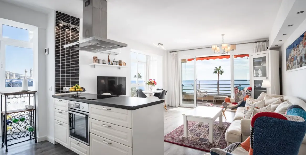 Sale of middle floor apartment in Fuengirola 7