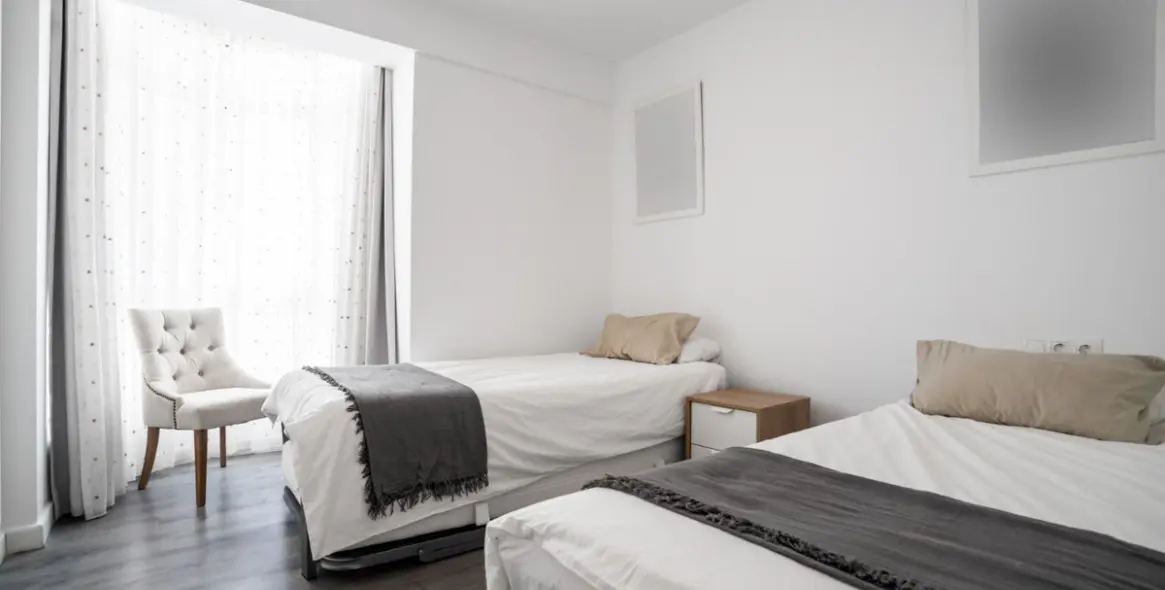 Sale of middle floor apartment in Fuengirola 20