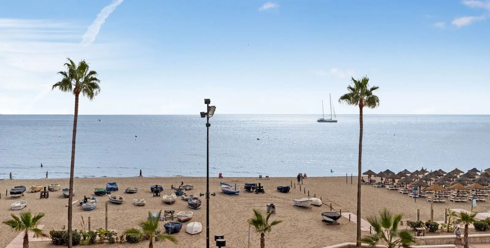 Продажа апартаментов на среднем этаже в Fuengirola 1