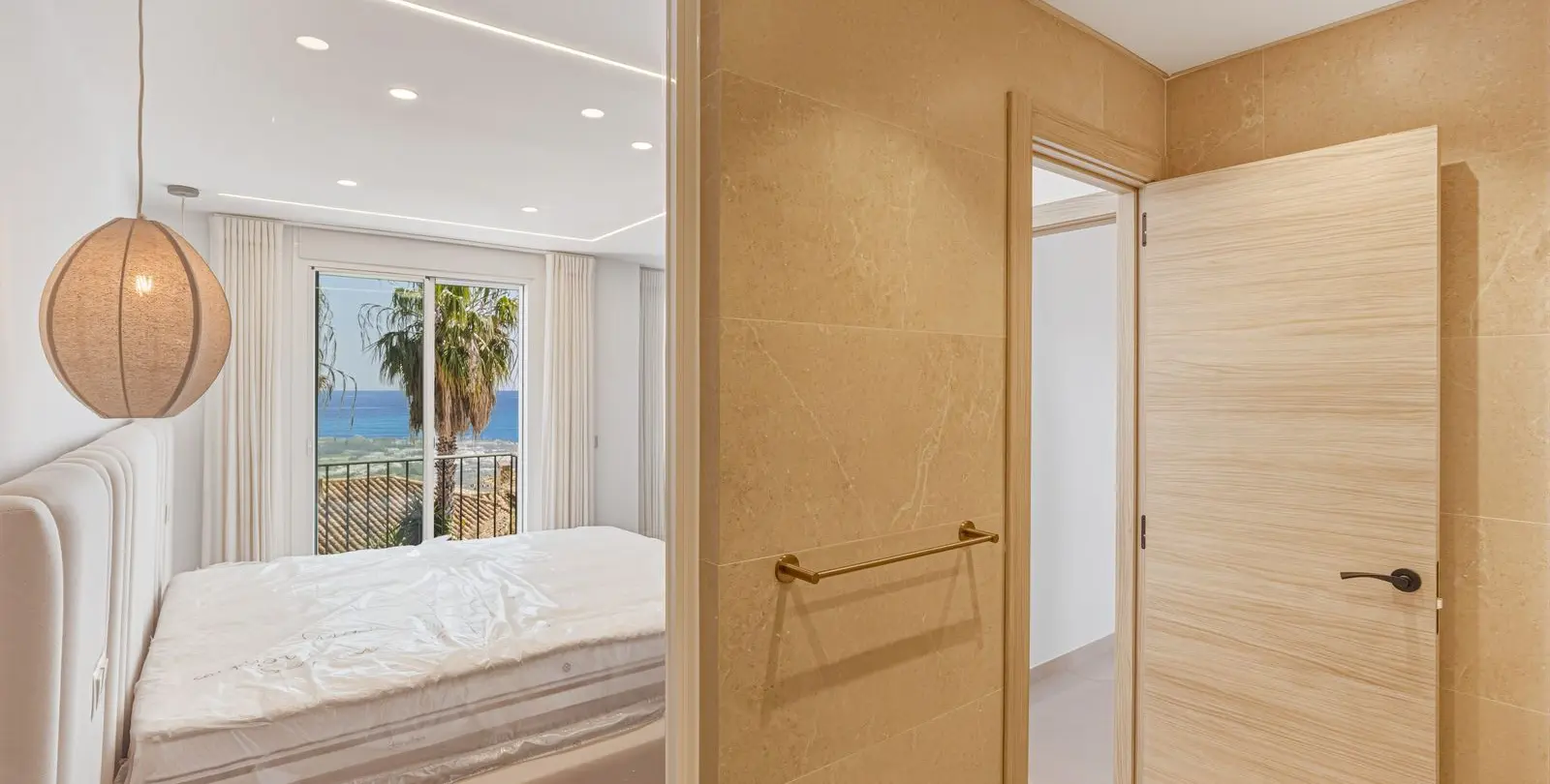 Sale of townhouse in Altos de los Monteros 5