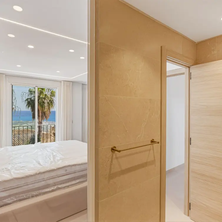 Venta de adosado en Altos de los Monteros