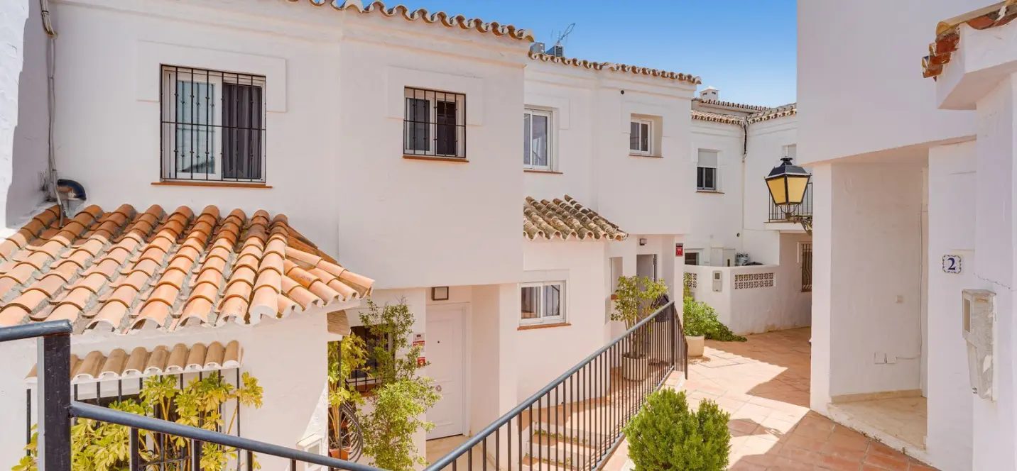 Продажа таунхауса в Altos de los Monteros 1