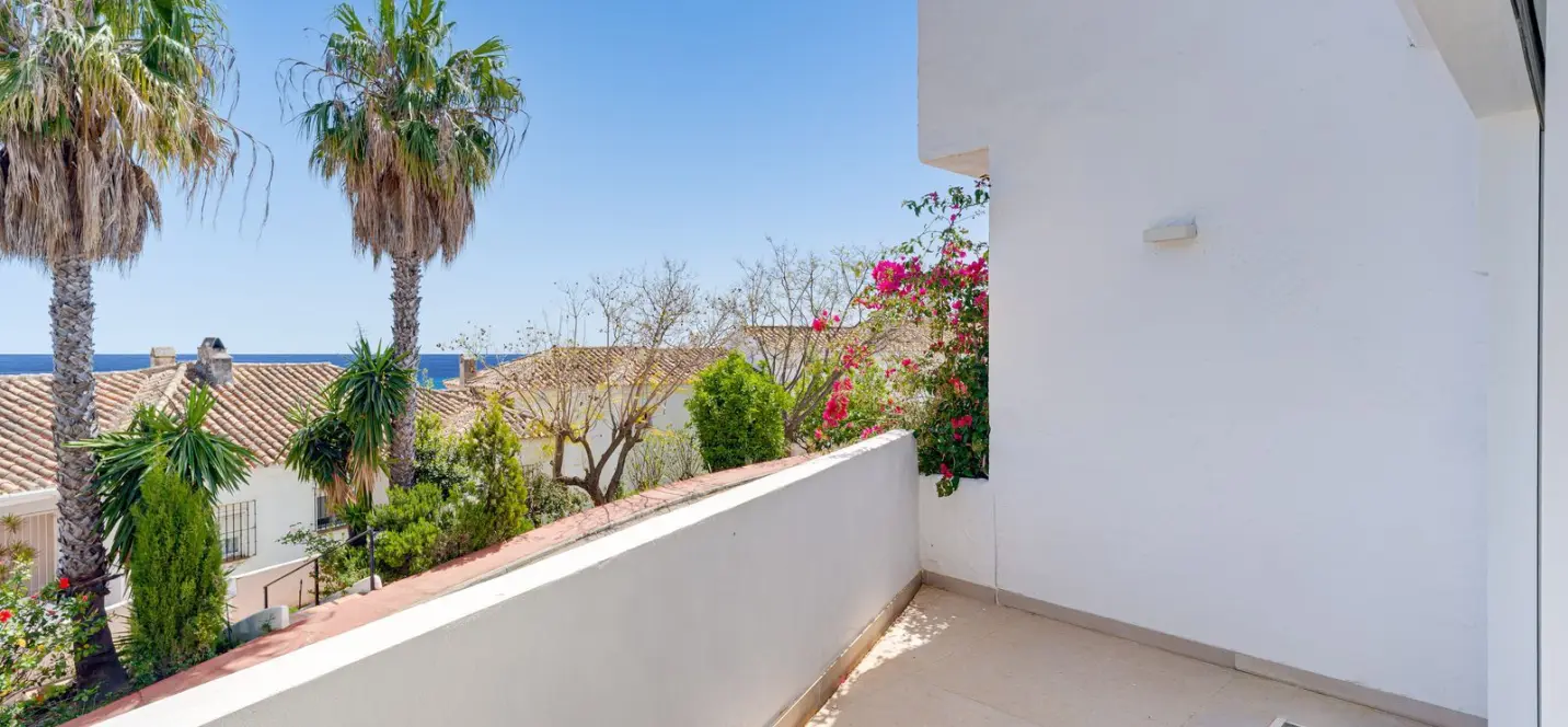 Продажа таунхауса в Altos de los Monteros 4