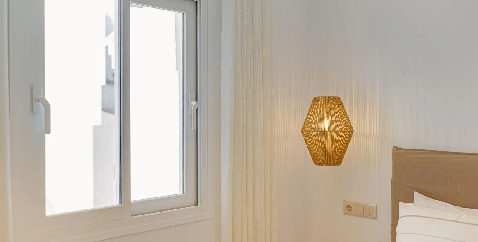 Sale of townhouse in Altos de los Monteros 23