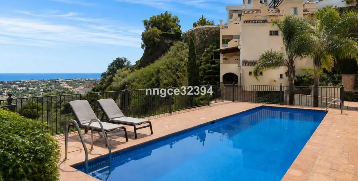 Sale of penthouse in Benahavís 7