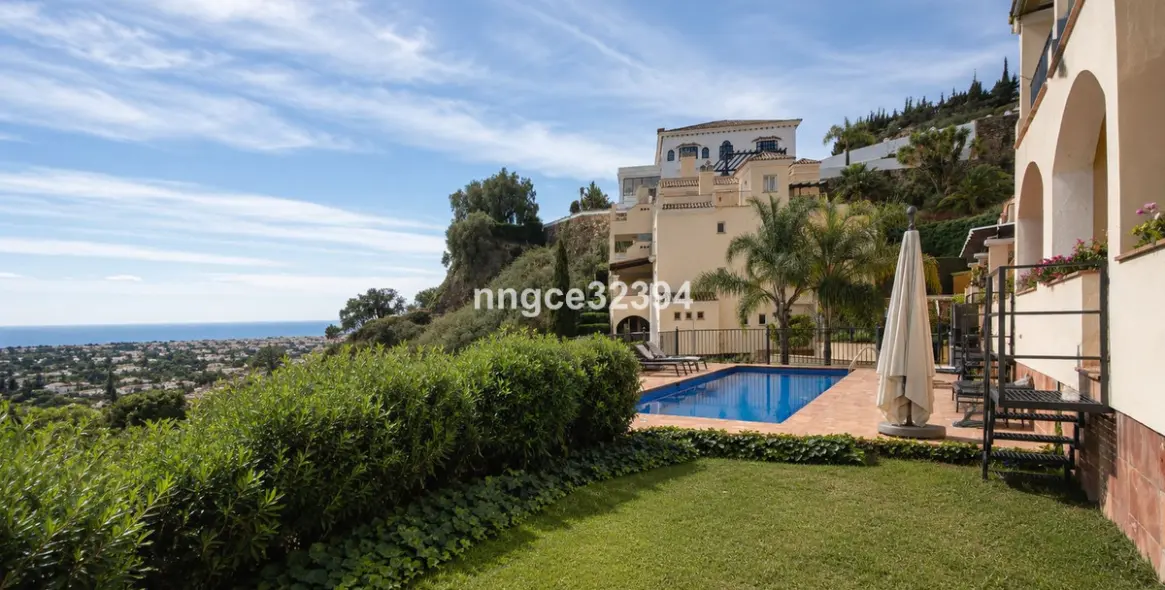 Sale of penthouse in Benahavís 29
