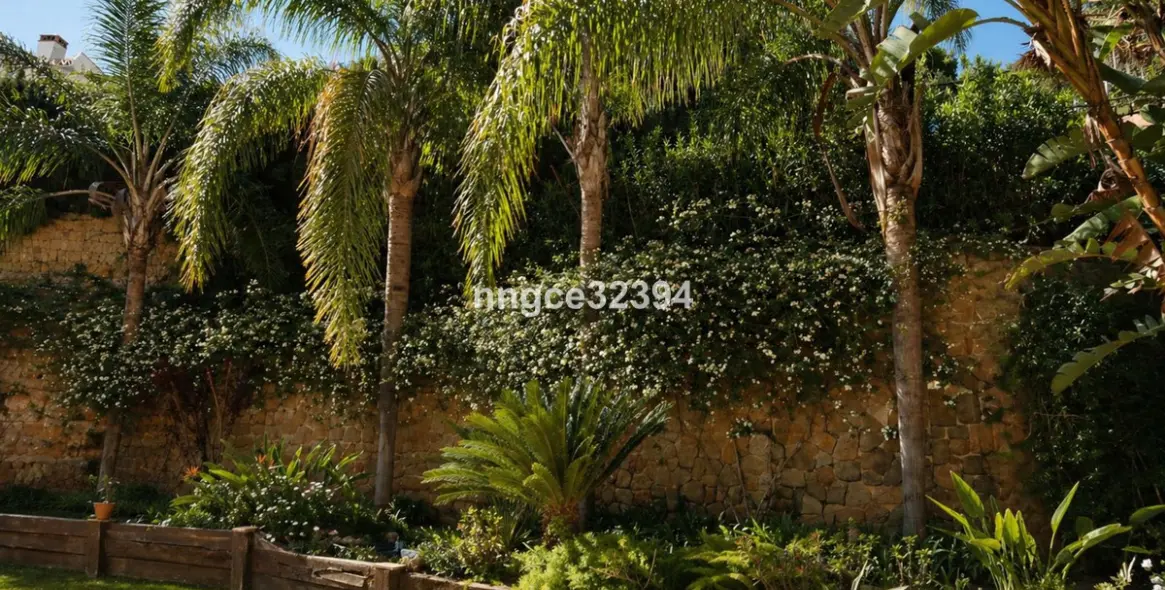 Sale of penthouse in Benahavís 33