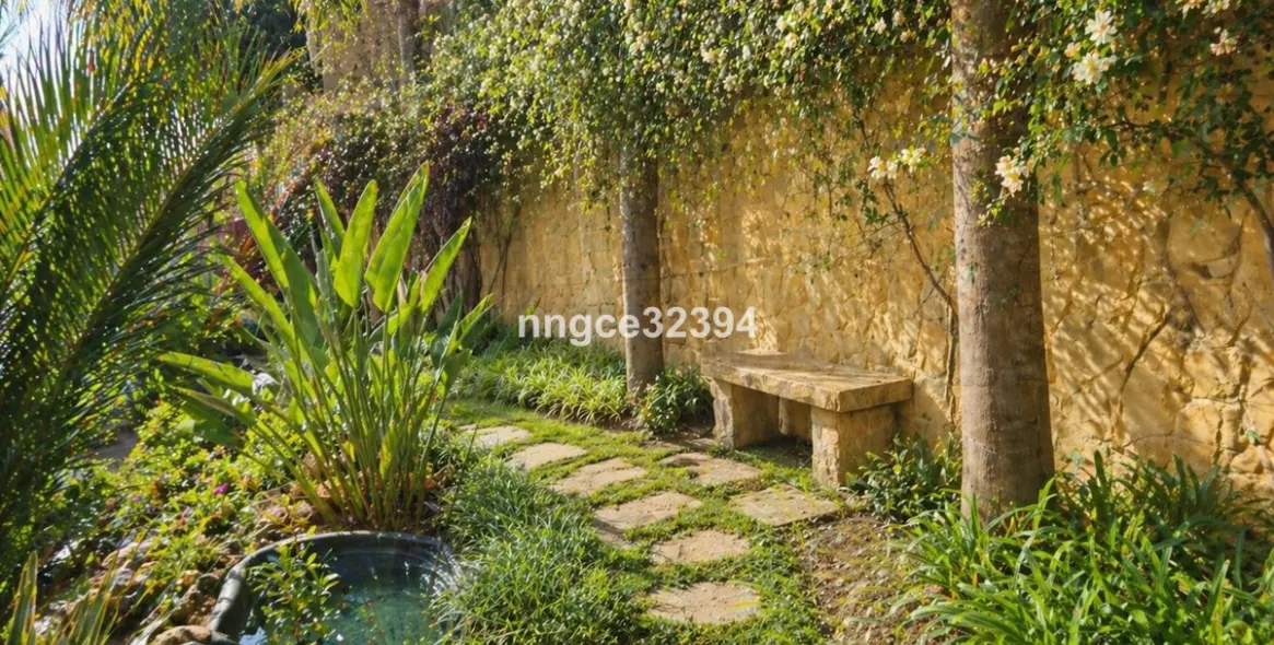 Sale of penthouse in Benahavís 34