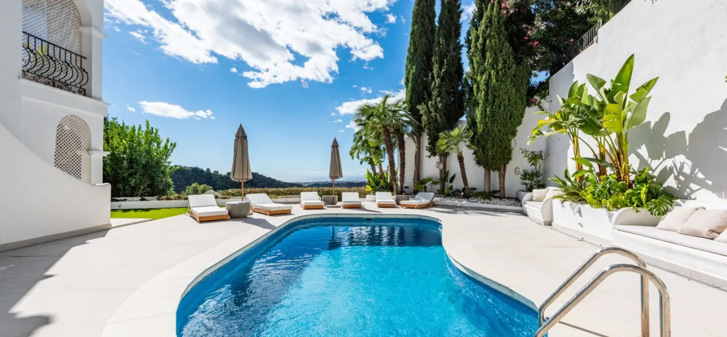 Venta de casa pareada en Istán 1