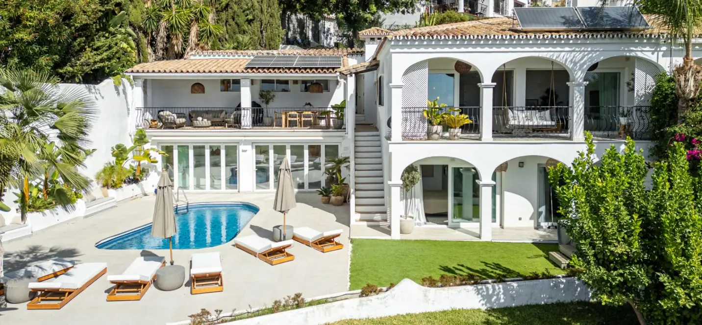 Venta de casa pareada en Istán 2