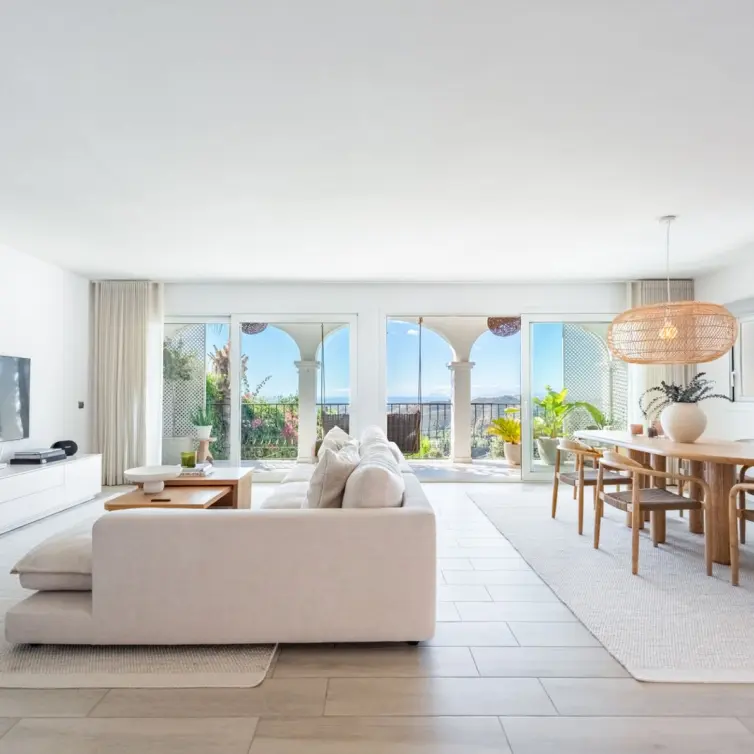 Venta de casa pareada en Istán
