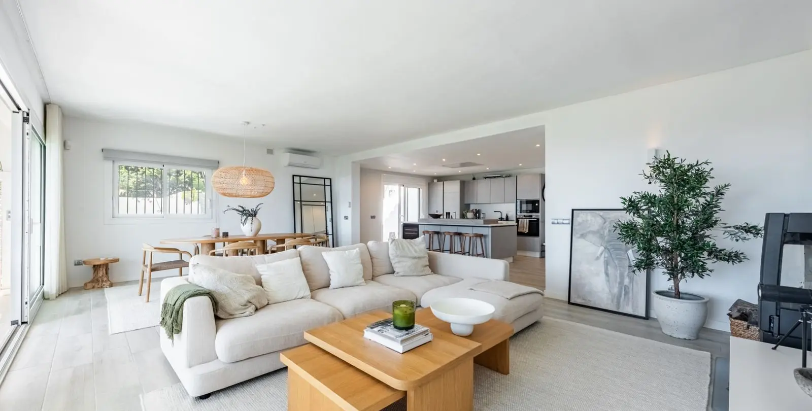 Venta de casa pareada en Istán 5