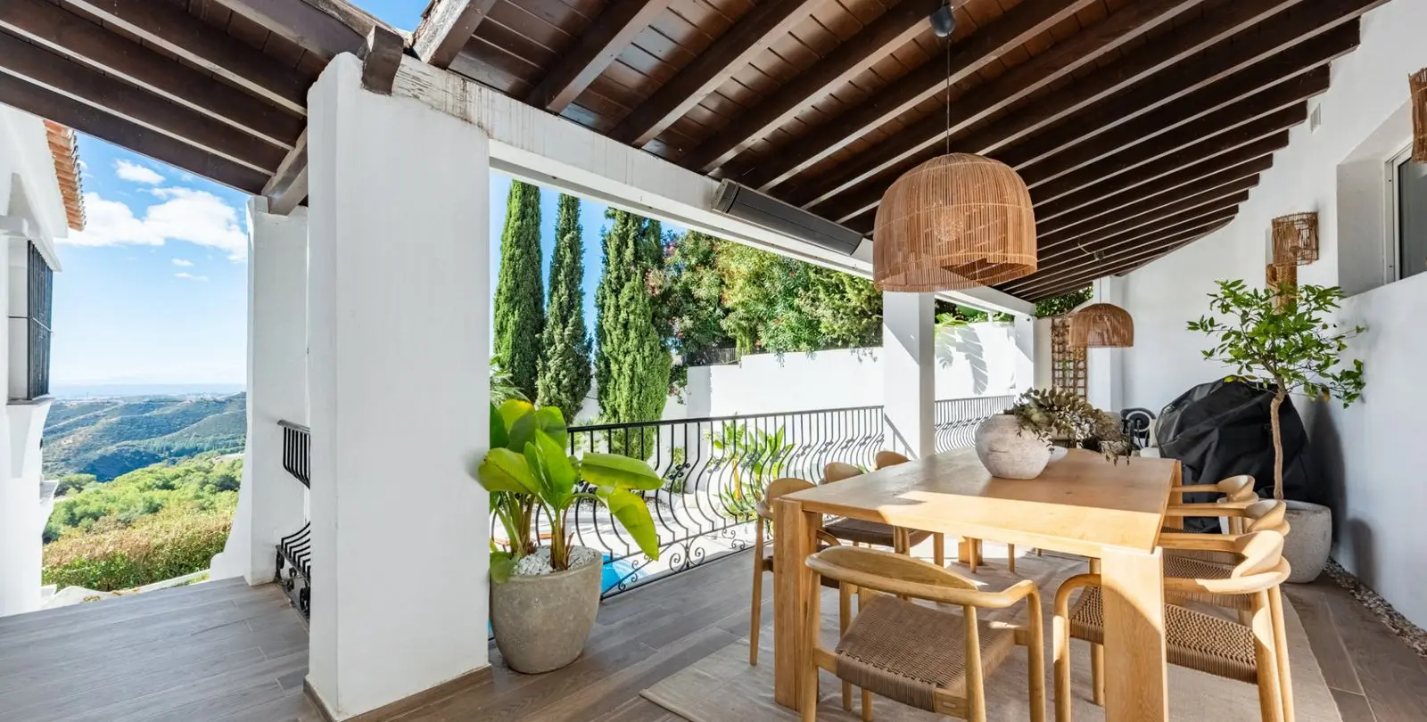 Venta de casa pareada en Istán 15