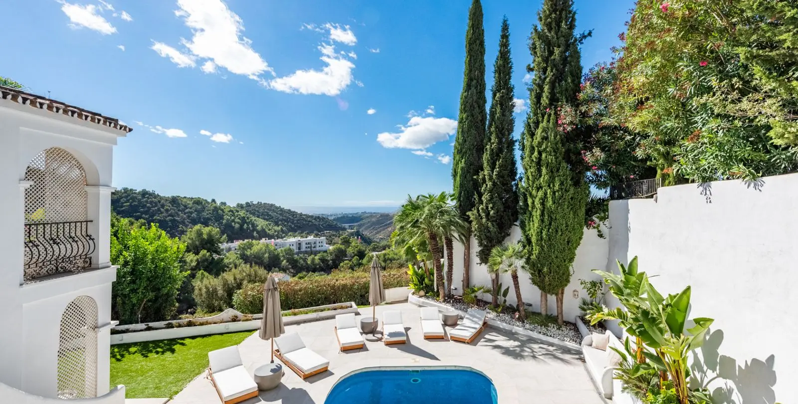Venta de casa pareada en Istán 18