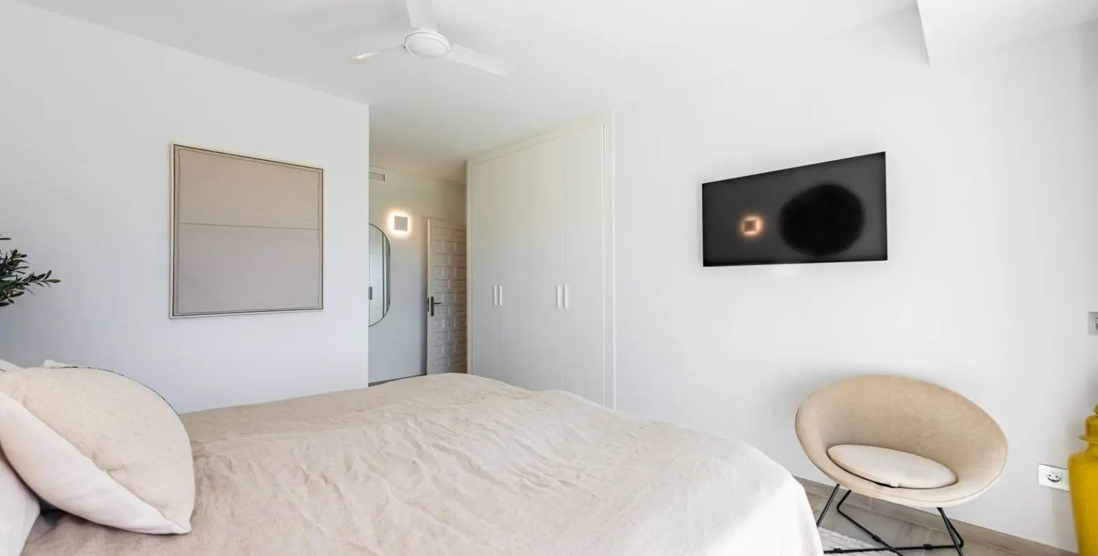 Venta de casa pareada en Istán 23