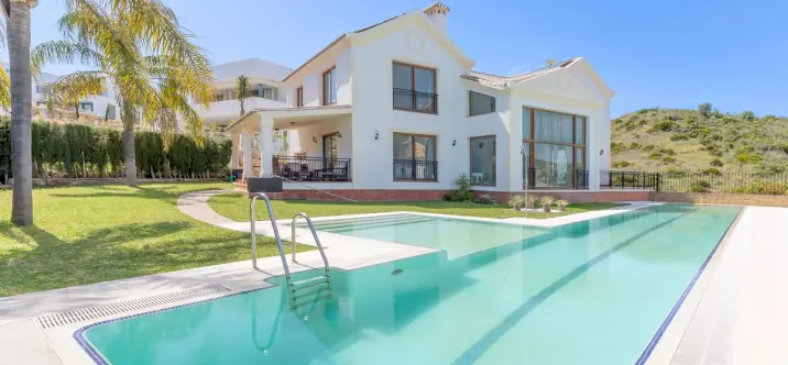 Sale of detached villa in La Cala Golf 0