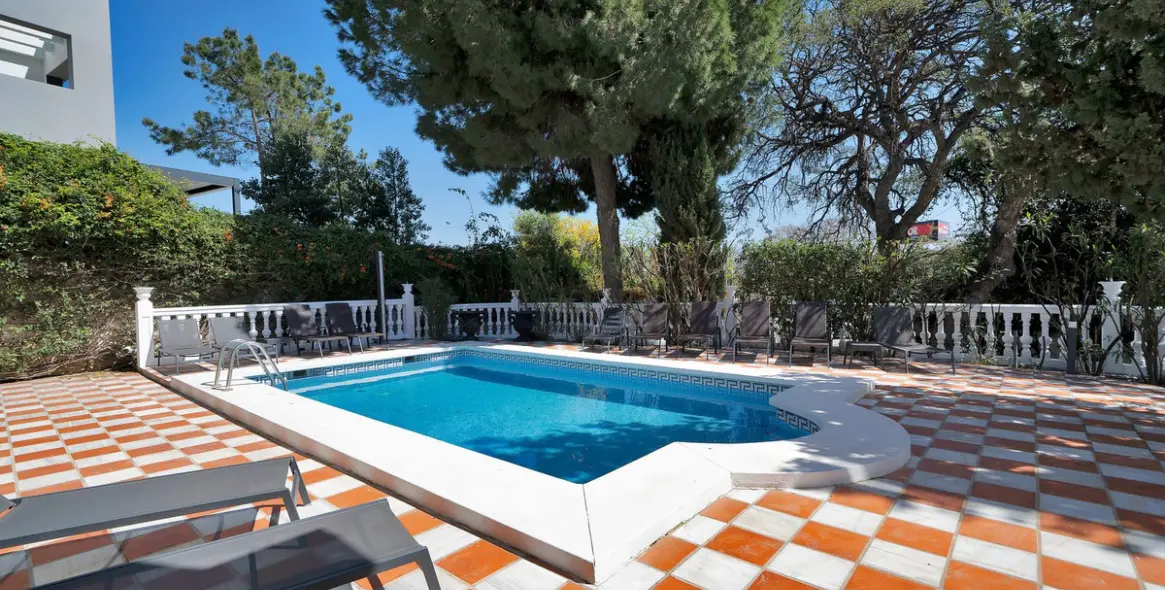 Sale of detached villa in Marbella 4