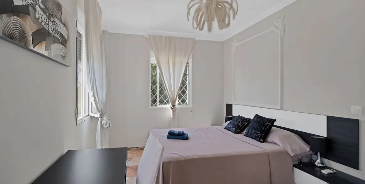 Sale of detached villa in Marbella 18