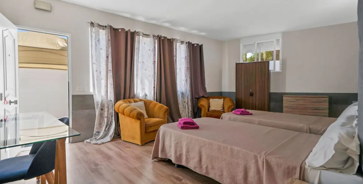 Sale of detached villa in Marbella 20