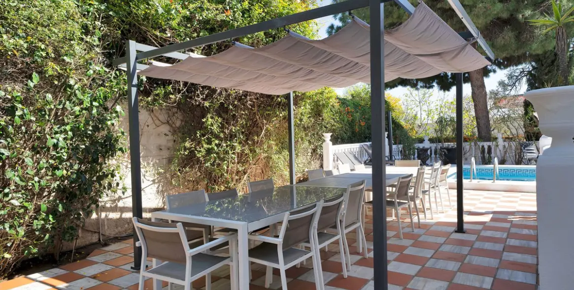 Sale of detached villa in Marbella 32
