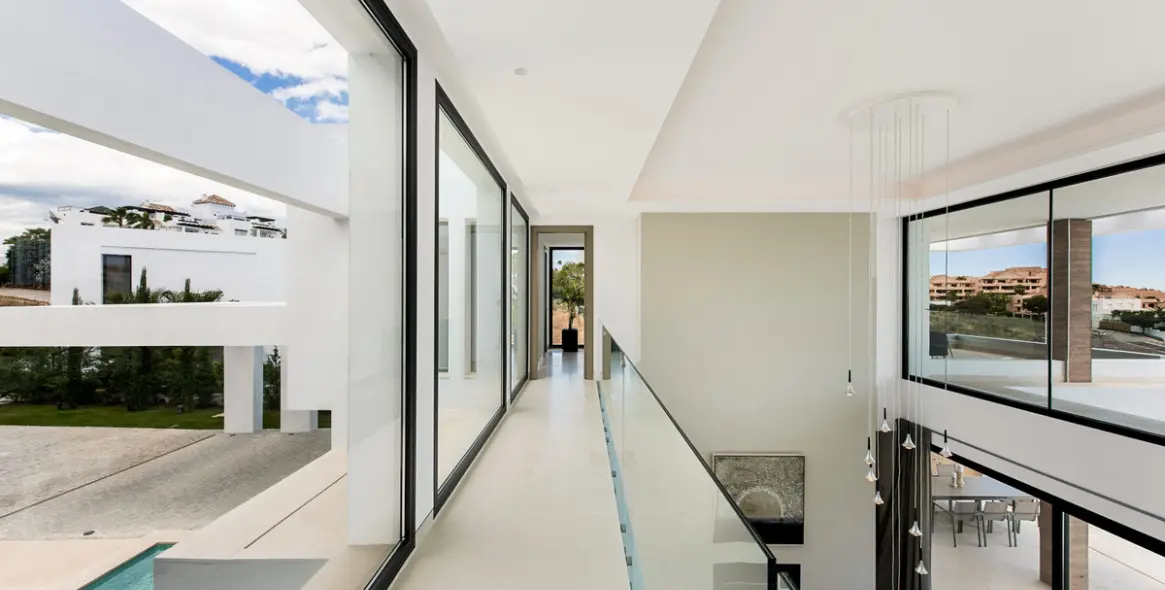 Sale of detached villa in Benahavís 41