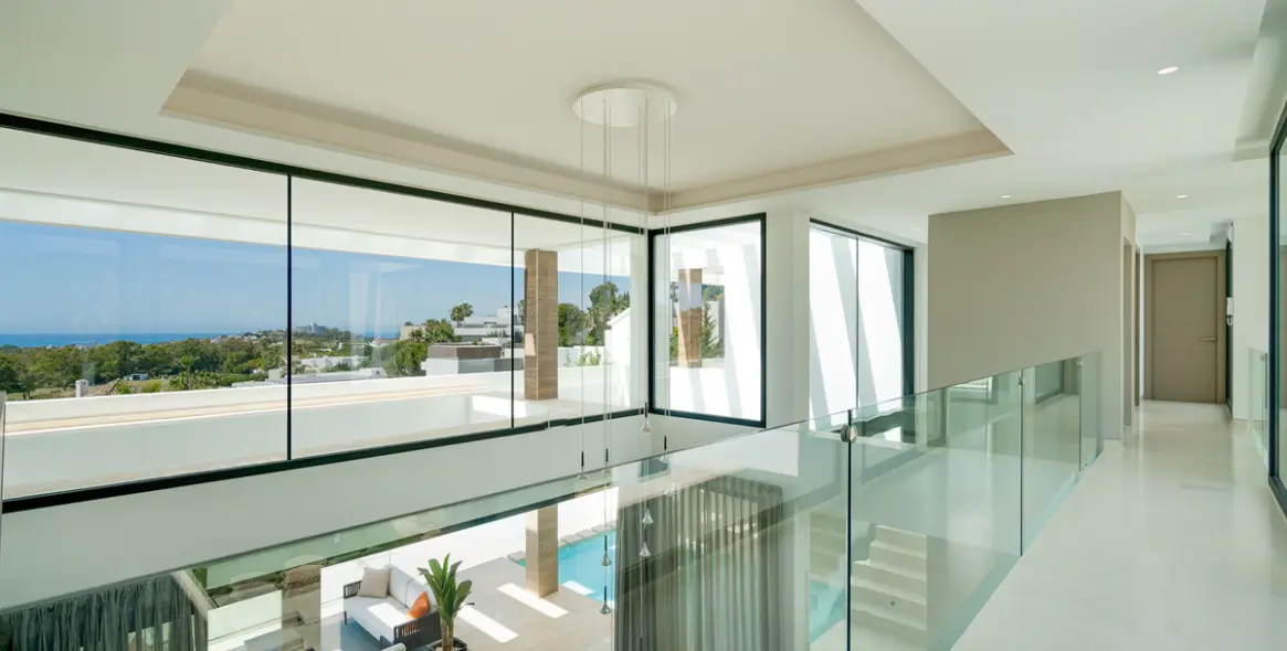 Sale of detached villa in Benahavís 42