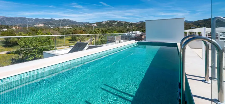 Alquiler a largo plazo de ático en Marbella 2