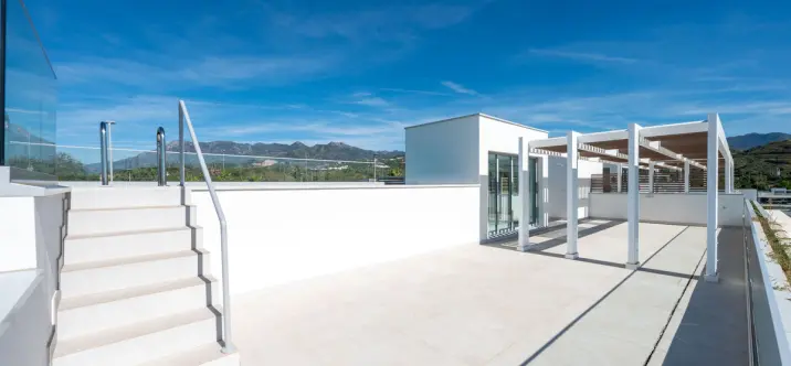 Alquiler a largo plazo de ático en Marbella 4