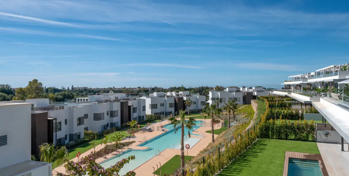 Long-term rent of penthouse in Marbella 2