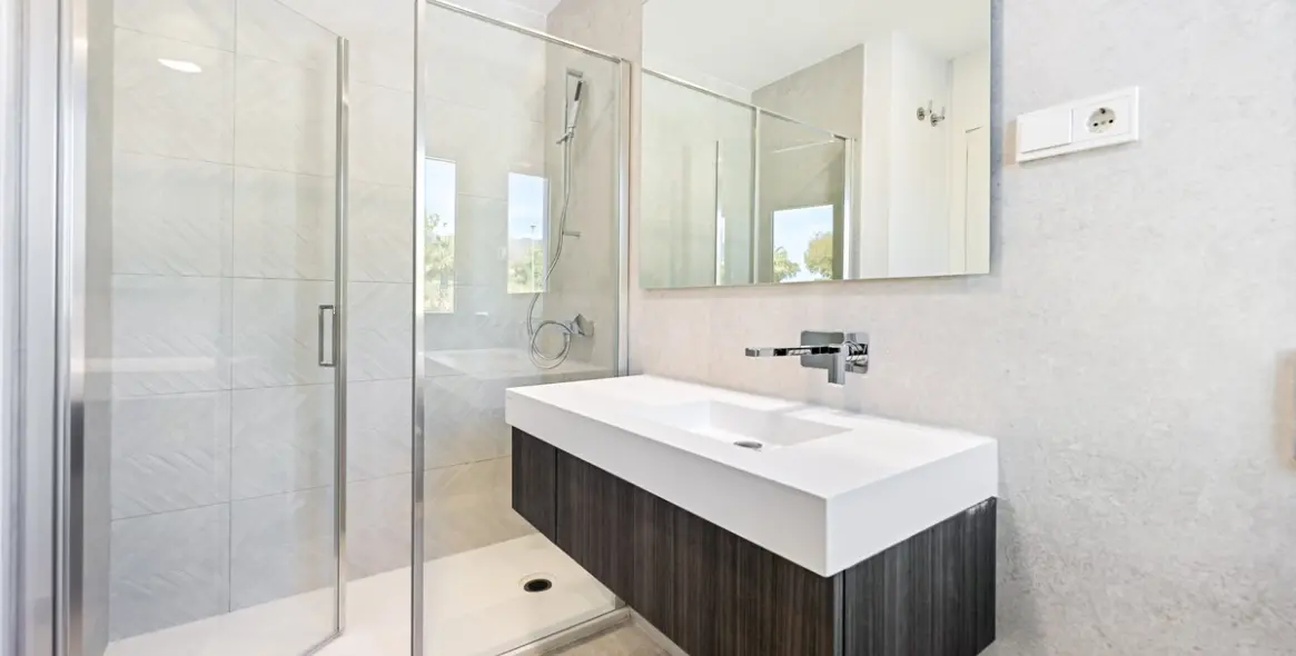 Long-term rent of penthouse in Marbella 16