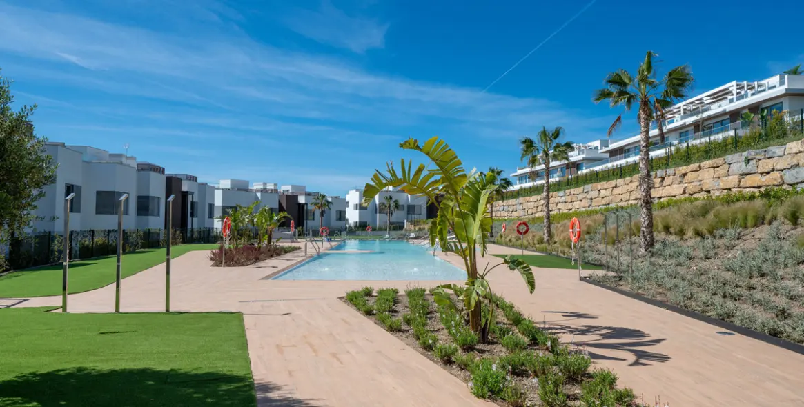 Long-term rent of penthouse in Marbella 30