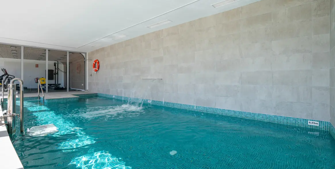 Long-term rent of penthouse in Marbella 32