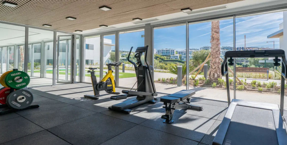 Long-term rent of penthouse in Marbella 35