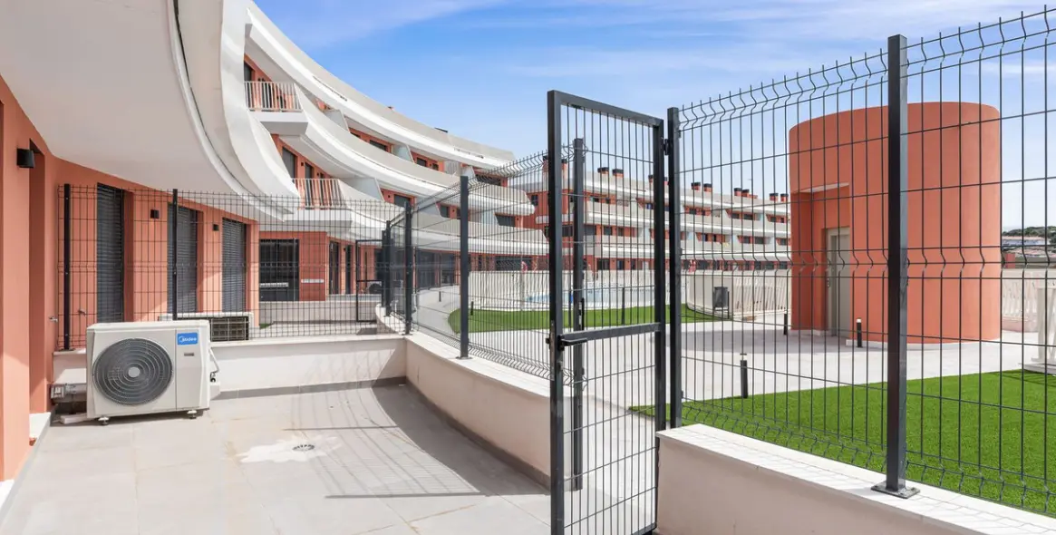 Sale of ground floor apartment in Mijas 14